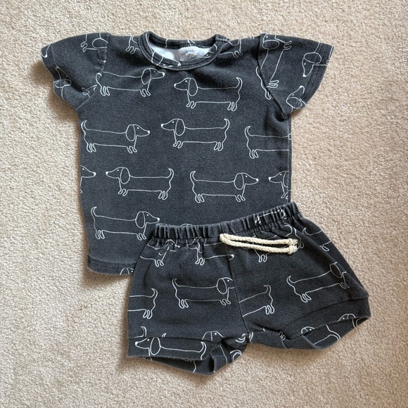 Little One Shop Kids' Gray Dog Print Matching Set 🐶 - Picture 1 of 5